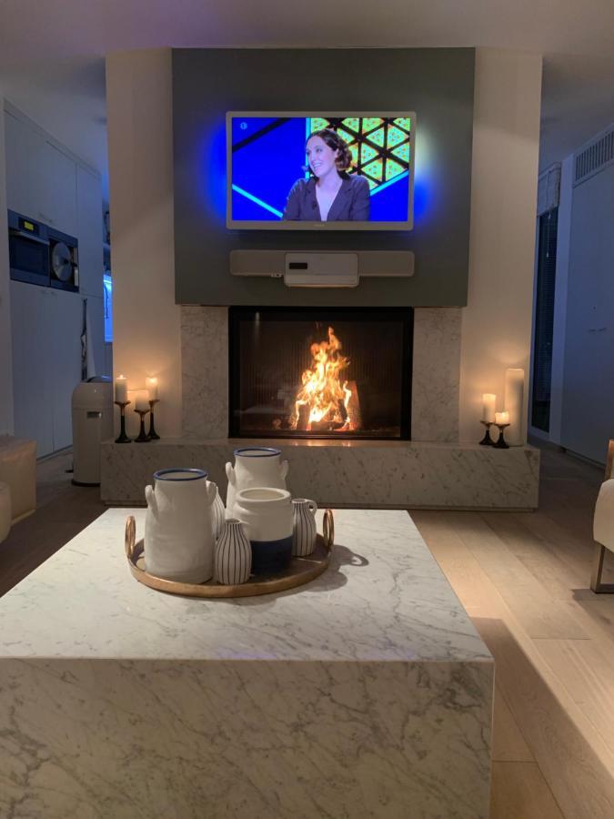 Villa Basthel Direct Aan Zee ,Verwarmd Zwembad En Sauna Barić Draga エクステリア 写真